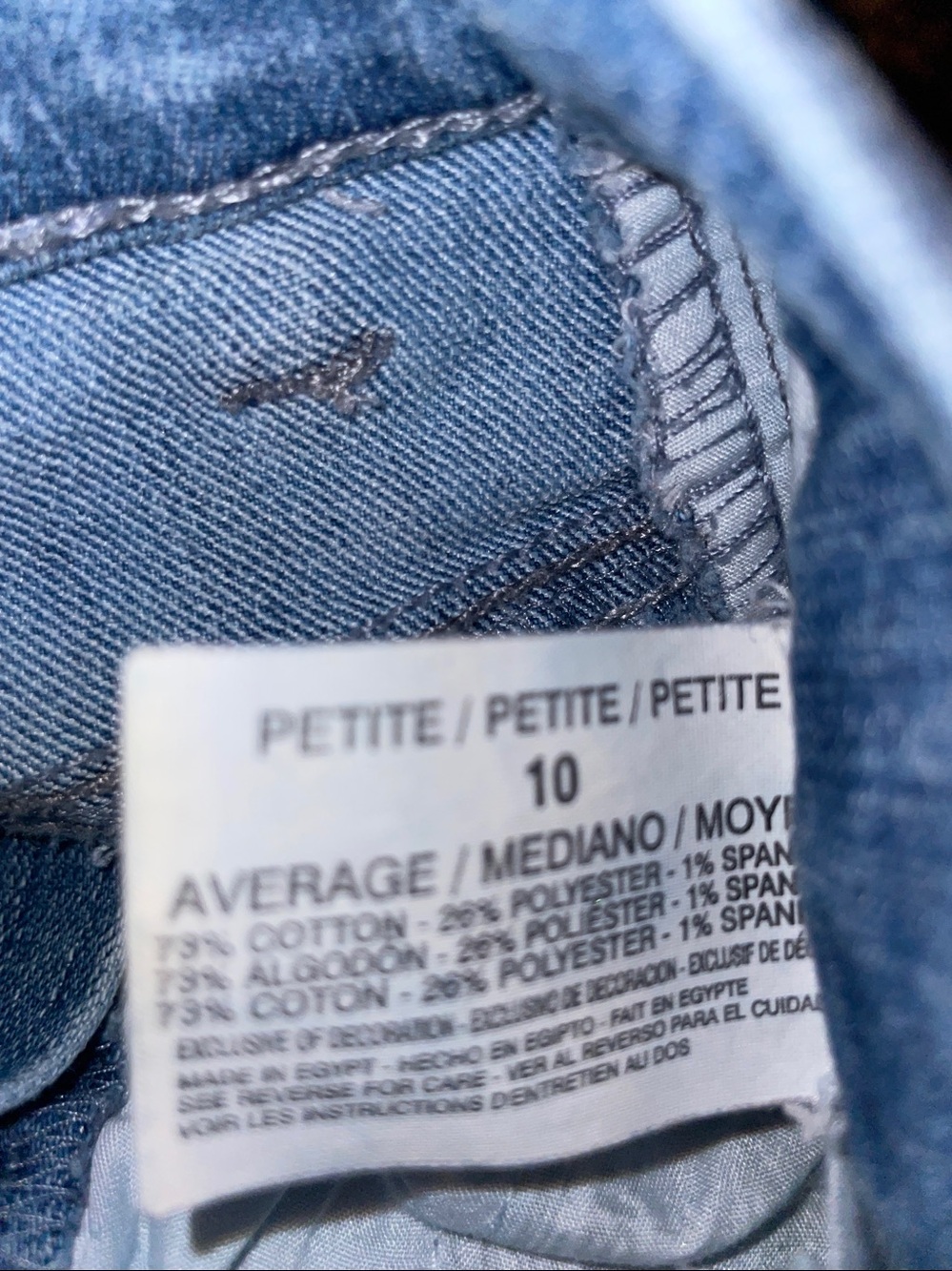 Women's Blue Patchwork Embellished Jeans
Gloria Vanderbilt,,,Amanda - Picture 5 of 6